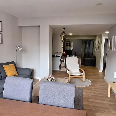 Muy Luminoso En El Centro De Apartment Vigo